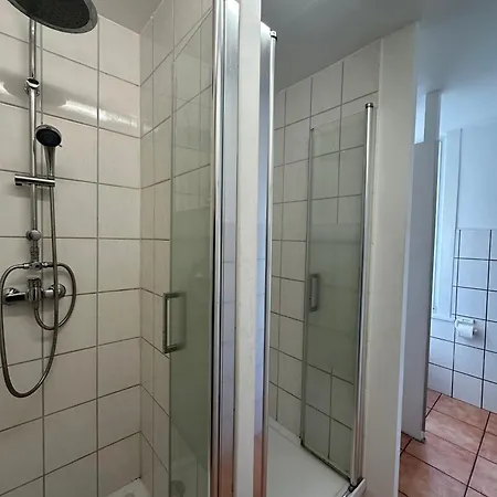 Gaestehaus Vienenburg - Monteurzimmer Гослар